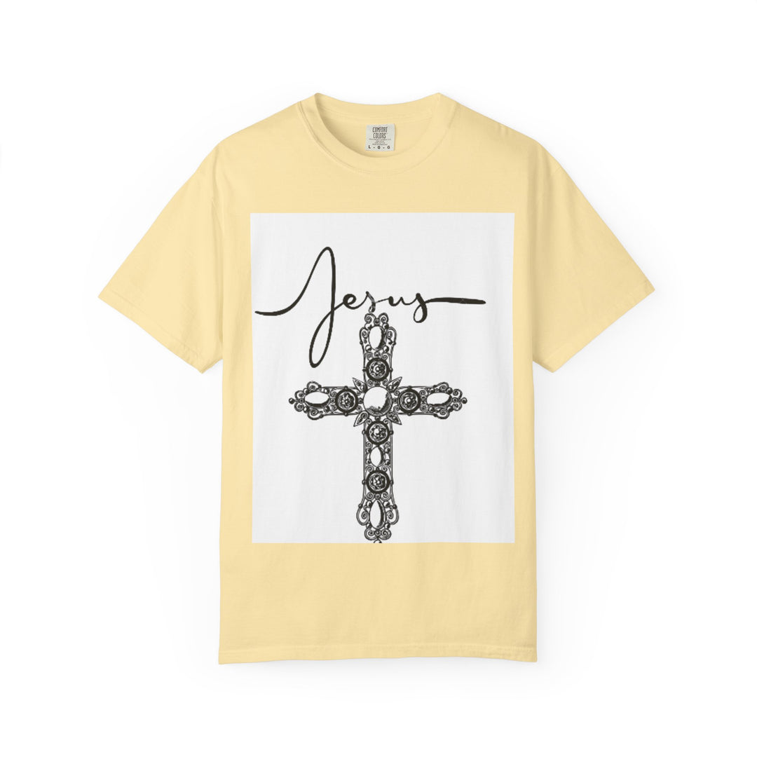 Jesus Cross Graphic T-Shirt | Vintage Style Tee, Religious Apparel, Faith-Based Fashion, Gift for Believers, Christian Heritage