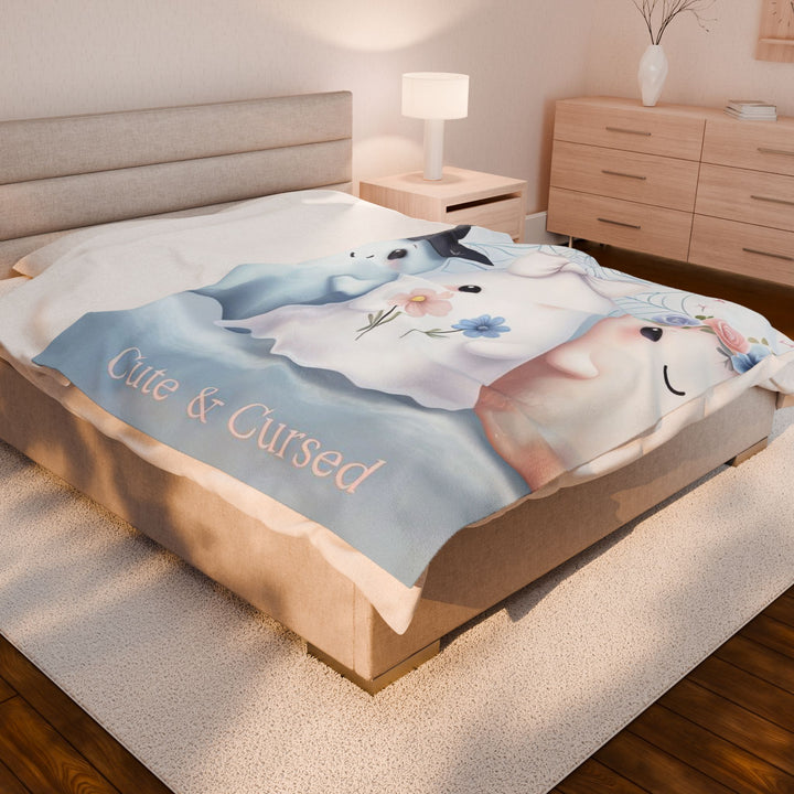 Cute & Cursed Ghost Plush Blanket, Cozy Throw for Fall, Halloween Decor, Spooky Season Gift, Home Comfort