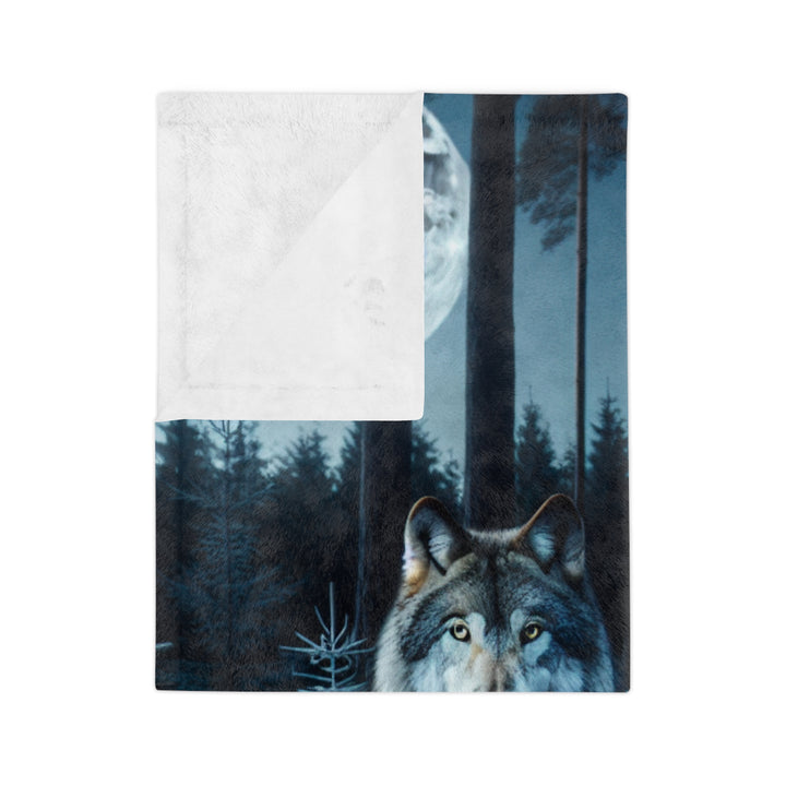 Wolf Design Velveteen Microfiber Blanket – Cozy Outdoor Aesthetic for Nature Lovers