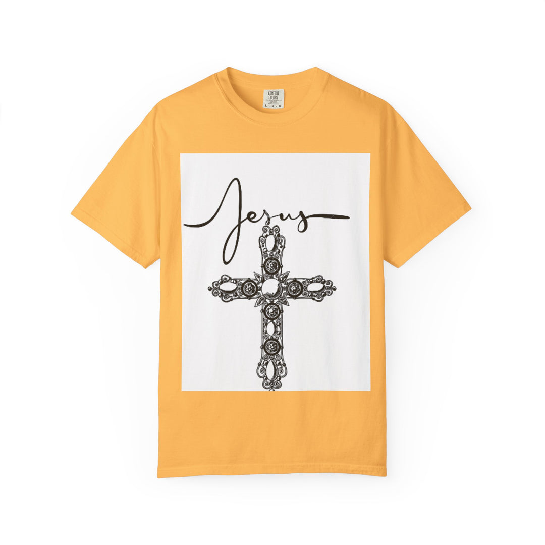Jesus Cross Graphic T-Shirt | Vintage Style Tee, Religious Apparel, Faith-Based Fashion, Gift for Believers, Christian Heritage