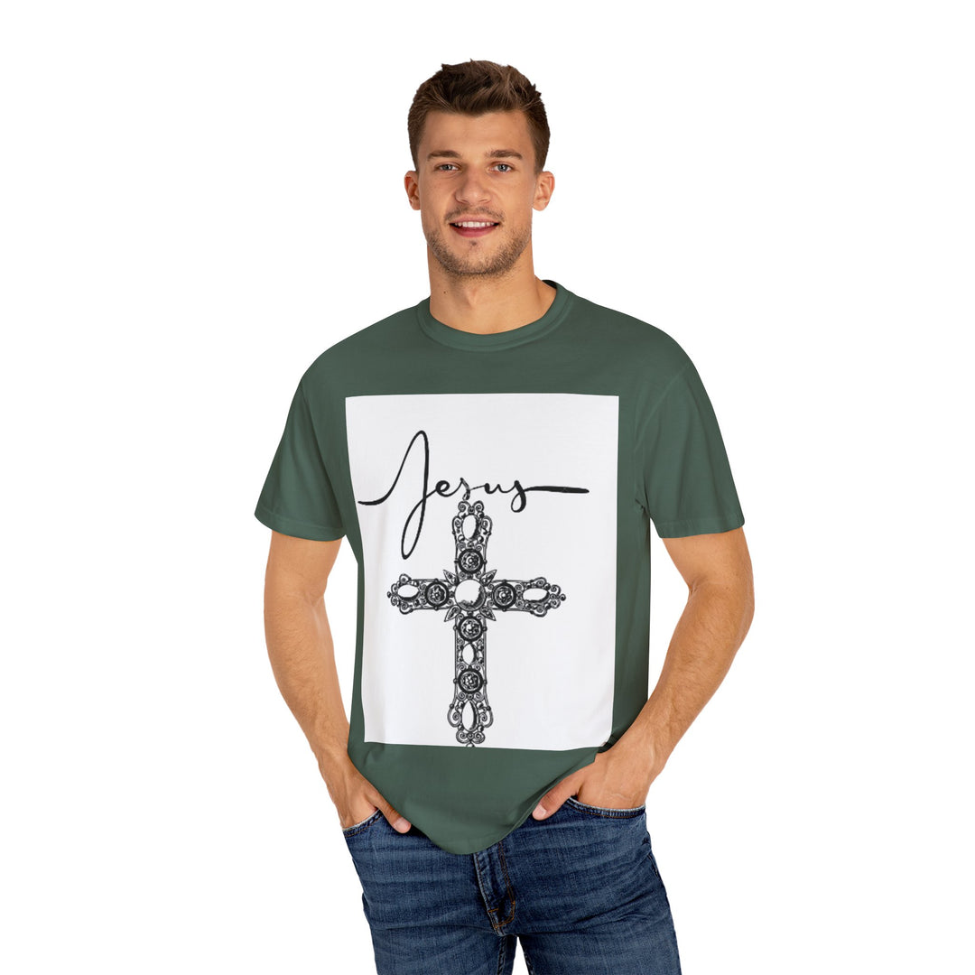 Jesus Cross Graphic T-Shirt | Vintage Style Tee, Religious Apparel, Faith-Based Fashion, Gift for Believers, Christian Heritage