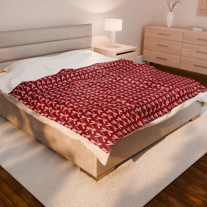 Cozy Velveteen Plush Blanket - Luxurious Warmth for Home & Holidays