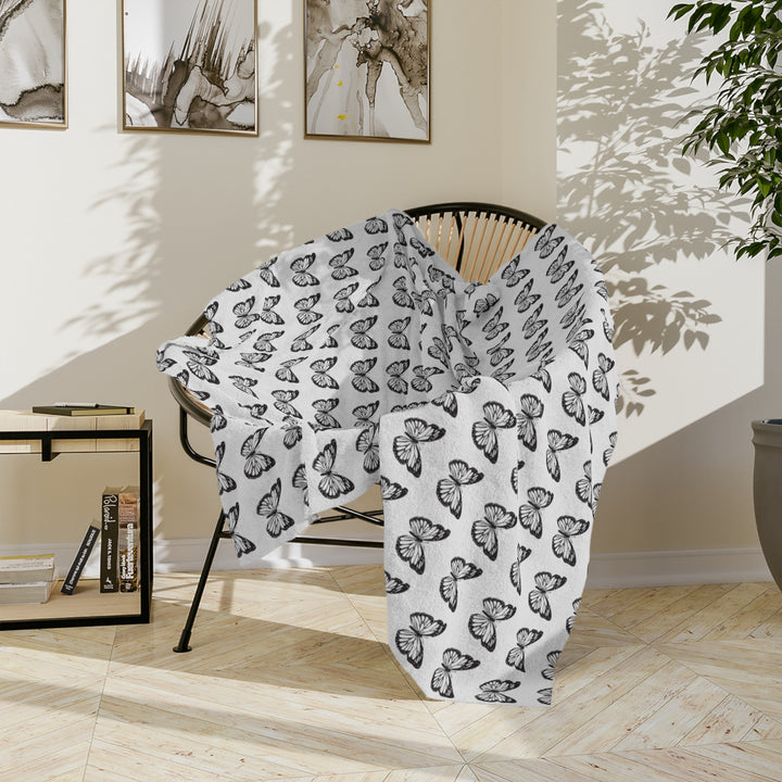 Butterfly Velvet Microfiber Blanket - Cozy & Stylish Home Decor