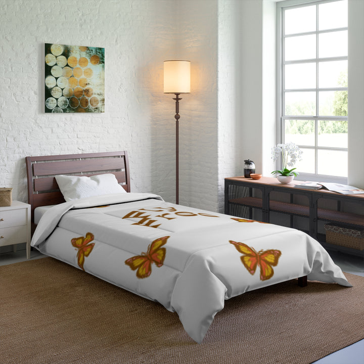 butterfly fly free Comforter
