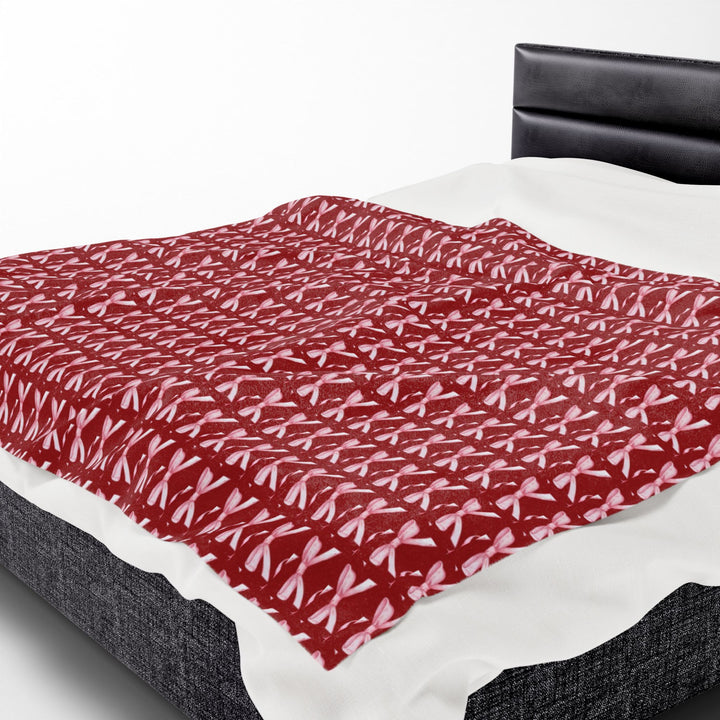 Cozy Velveteen Plush Blanket - Luxurious Warmth for Home & Holidays