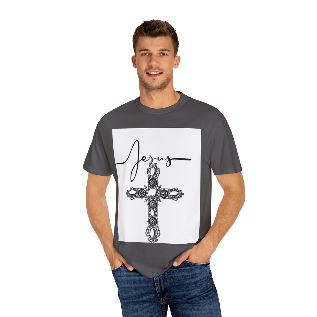 Jesus Cross Graphic T-Shirt | Vintage Style Tee, Religious Apparel, Faith-Based Fashion, Gift for Believers, Christian Heritage
