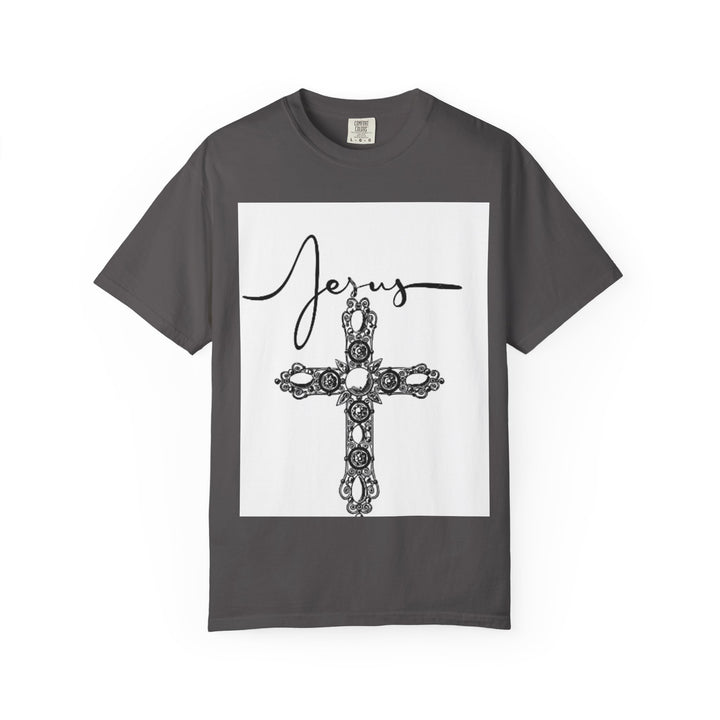 Jesus Cross Graphic T-Shirt | Vintage Style Tee, Religious Apparel, Faith-Based Fashion, Gift for Believers, Christian Heritage